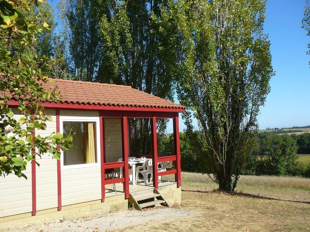 Les Chalets Des Mousquetaires Mirepoix  Экстерьер фото
