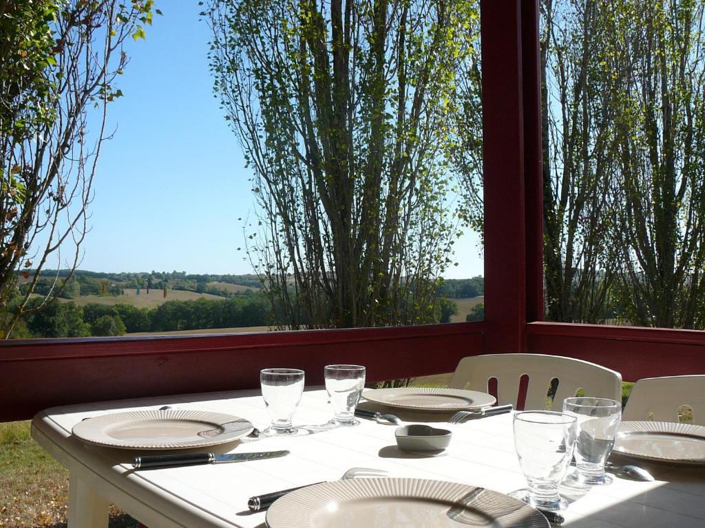Les Chalets Des Mousquetaires Mirepoix  Номер фото